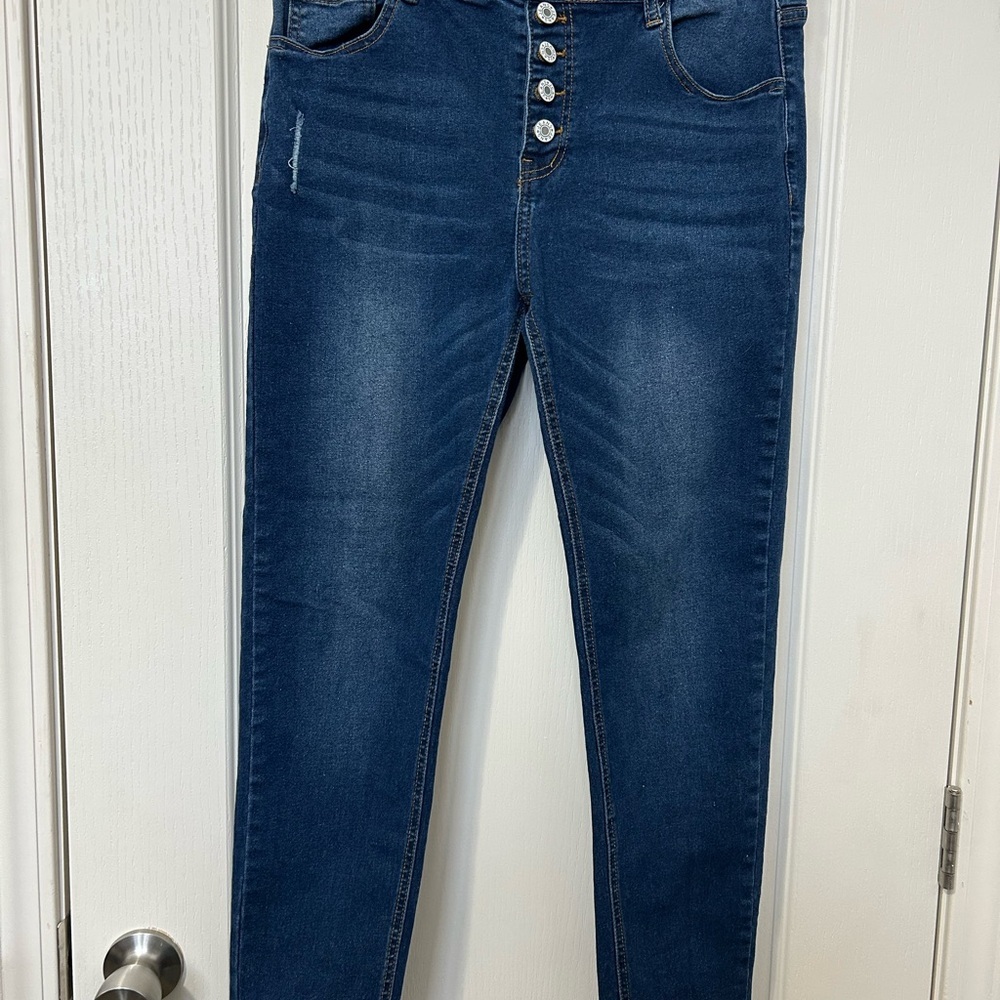 Stylish Indigo High-Rise Women's Jeans